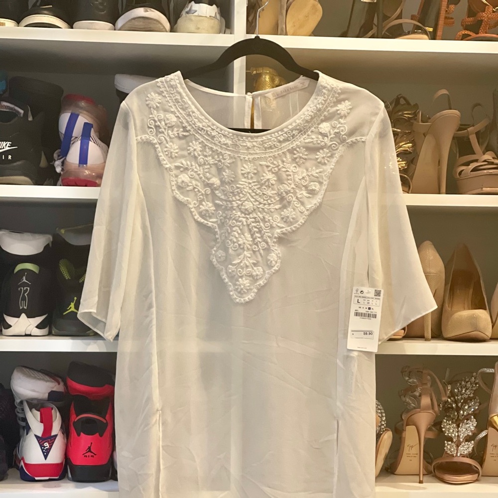 Women’s dress shirt